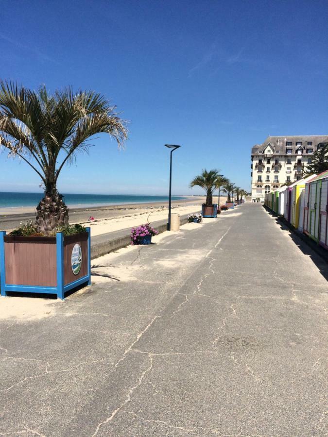 Studio Les Pieds Dans L'Eau Donville-les-Bains Kültér fotó